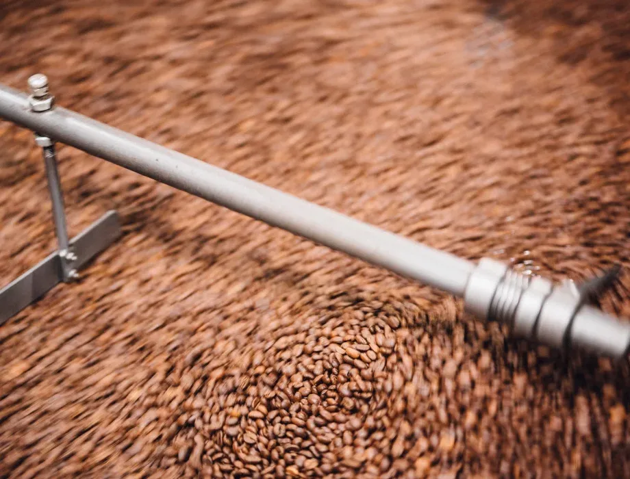 We do toll extraction to develop cold brew coffee for specialty coffee roasters and more.